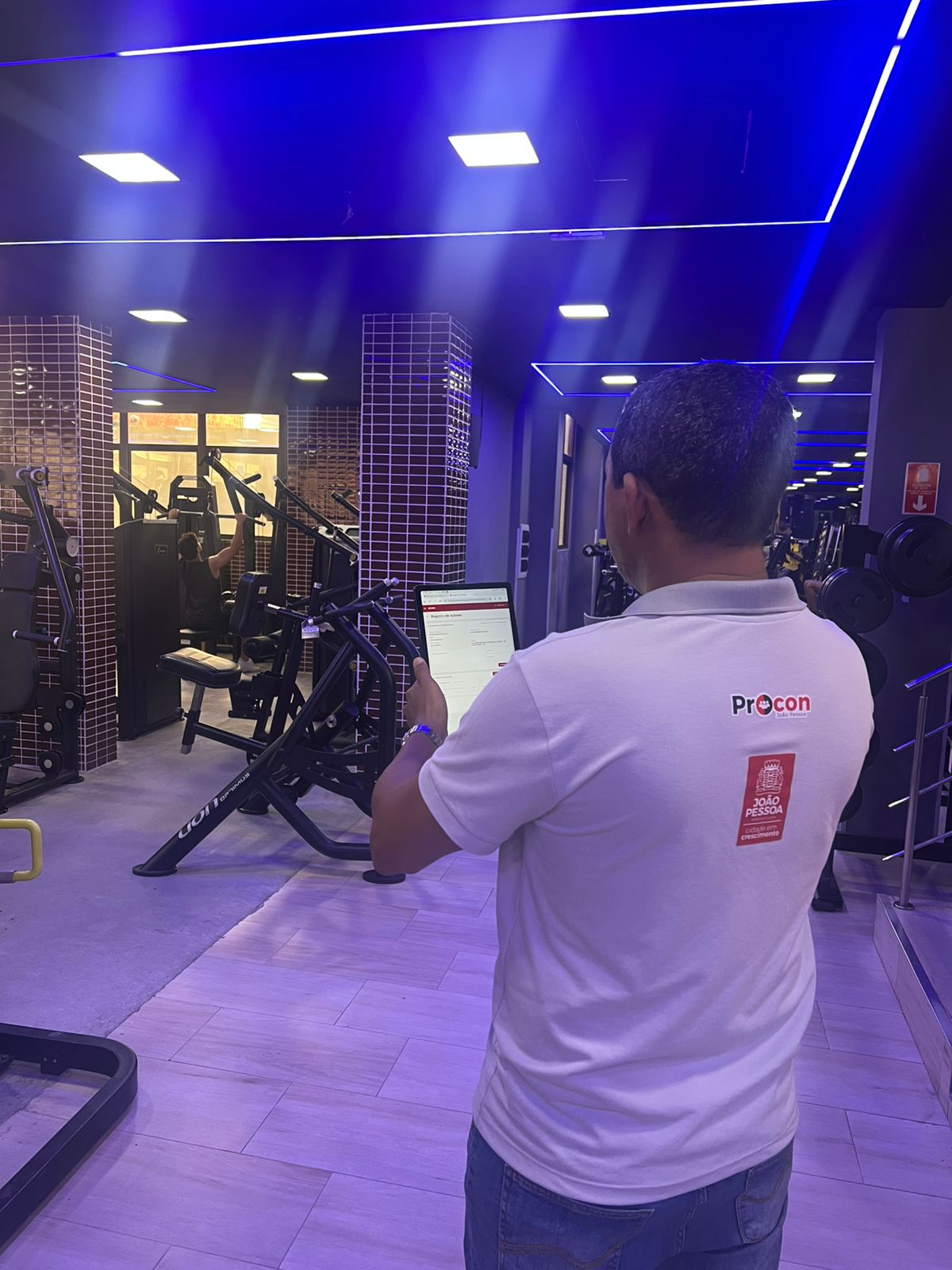 Pesquisa do Procon mostra diferenças de até R$ 246 em mensalidades de academias na Capital