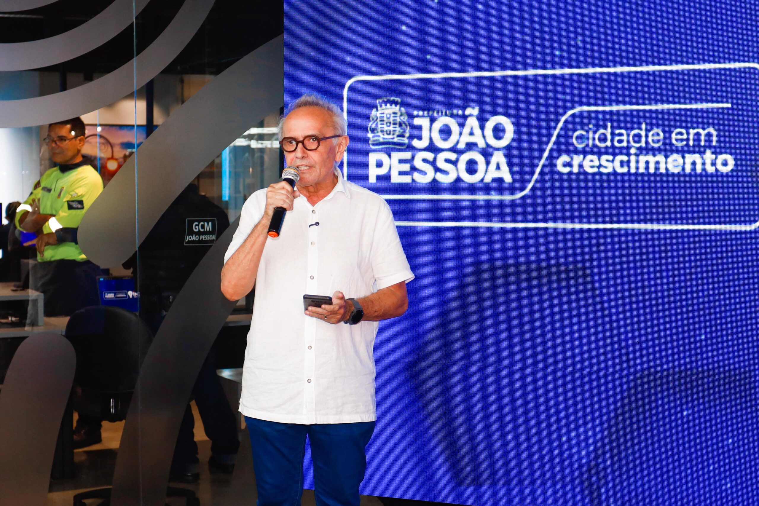 Cobiçado: saiba quais são as outras legendas, além do MDB, que estão de olho no ‘passe’ do prefeito Cícero Lucena