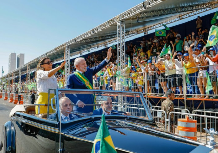 Desfile de 7 de Setembro realça soberania do Brasil nos 203 anos da independência