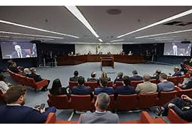 Entre o Julgamento e a Esperança!