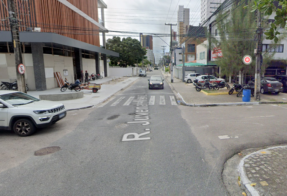 Interdição em Manaíra: trânsito é desviado por conta de obras na rede de esgoto