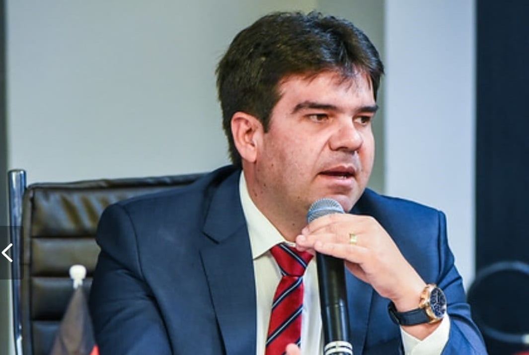 Reeleição ameaçada: Eduardo Carneiro perde apoios e vê base encolher em JP