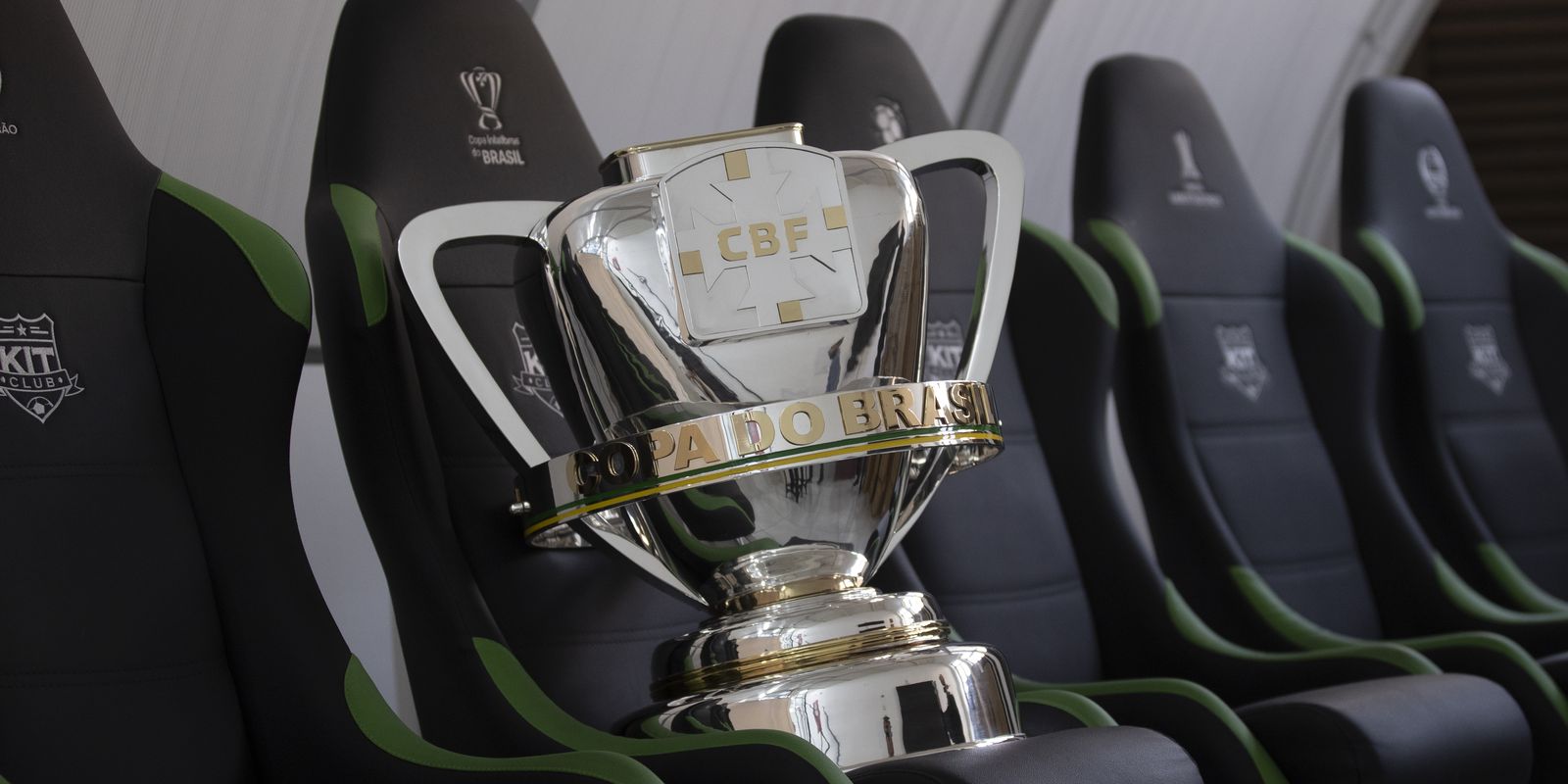 CBF sorteia mandos de campo das semifinais da Copa do Brasil