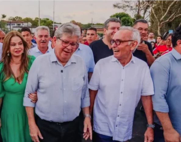 Cícero evita críticas políticas a integrantes da base de João: “Não é agora que vou ficar falando de A ou B”