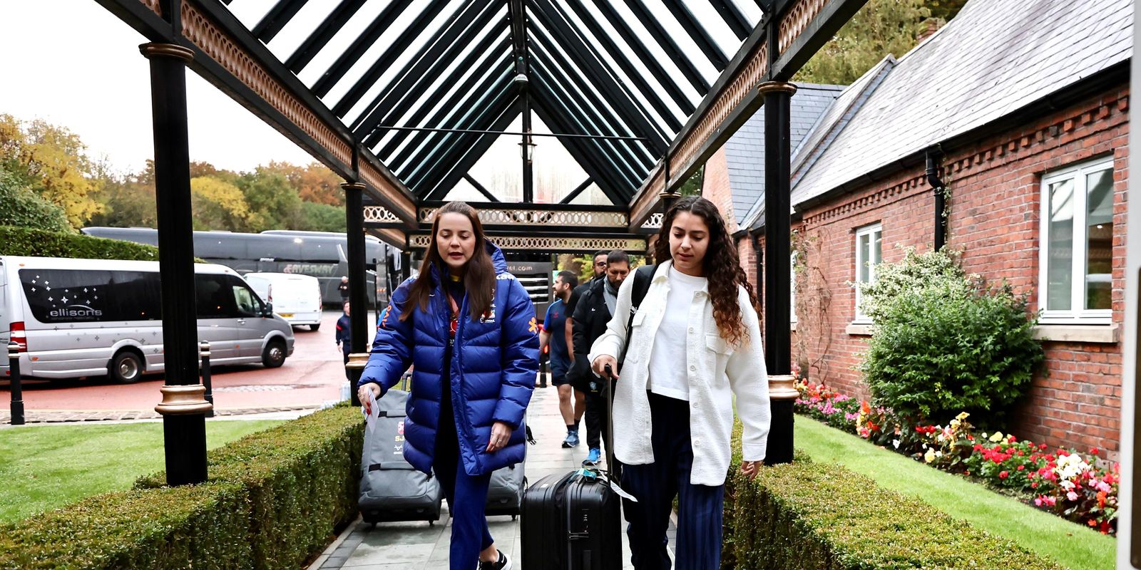 Seleção feminina se apresenta para amistosos com Inglaterra e Itália