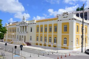 TJPB anuncia concurso com vagas para servidores e juízes