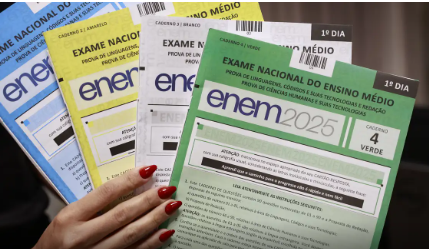 Anulação de 3 questões do Enem ocorre por “precaução”, diz ministro
