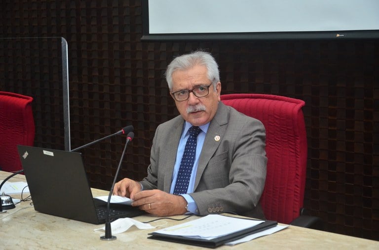 Conselheiro do TCE atesta influência da UEPB no desenvolvimento das cidades paraibanas