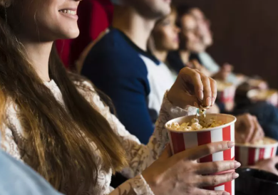 Justiça suspende lei que liberava entrada com comida e bebidas externas em cinemas e shows na PB