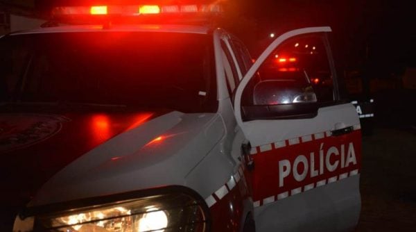 PM realiza prisões e apreensões de drogas, arma e dinheiro em quatro cidades da Paraíba