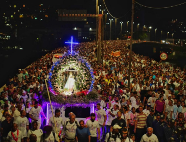 Romaria da Penha reúne quase meio milhão de fiéis em noite de fé e tradição em João Pessoa
