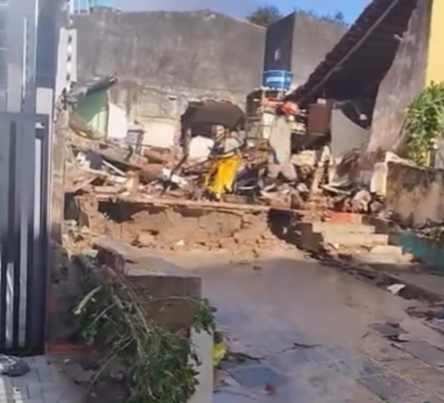 Rompimento de reservatório da Cagepa deixa uma pessoa morta e causa destruição em Campina Grande