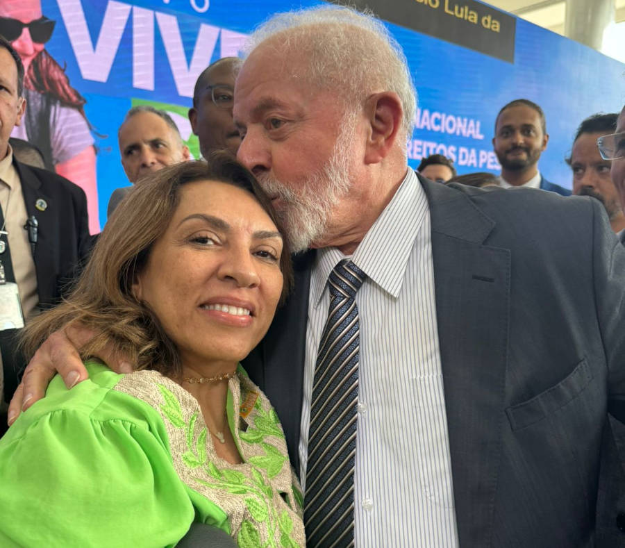 Cida Ramos descarta vaga de vice, reafirma apoio a Veneziano e João para o Senado, mas diz que PT ainda não definiu 2026