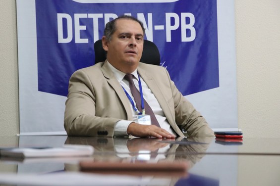 Diretor do Detran-PB anuncia que órgão já iniciou adequação às novas regras para emissão de CNH; saiba mais