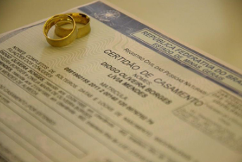 Na Paraíba, tradição de adotar sobrenome do marido perde força e chega ao menor índice em 20 anos