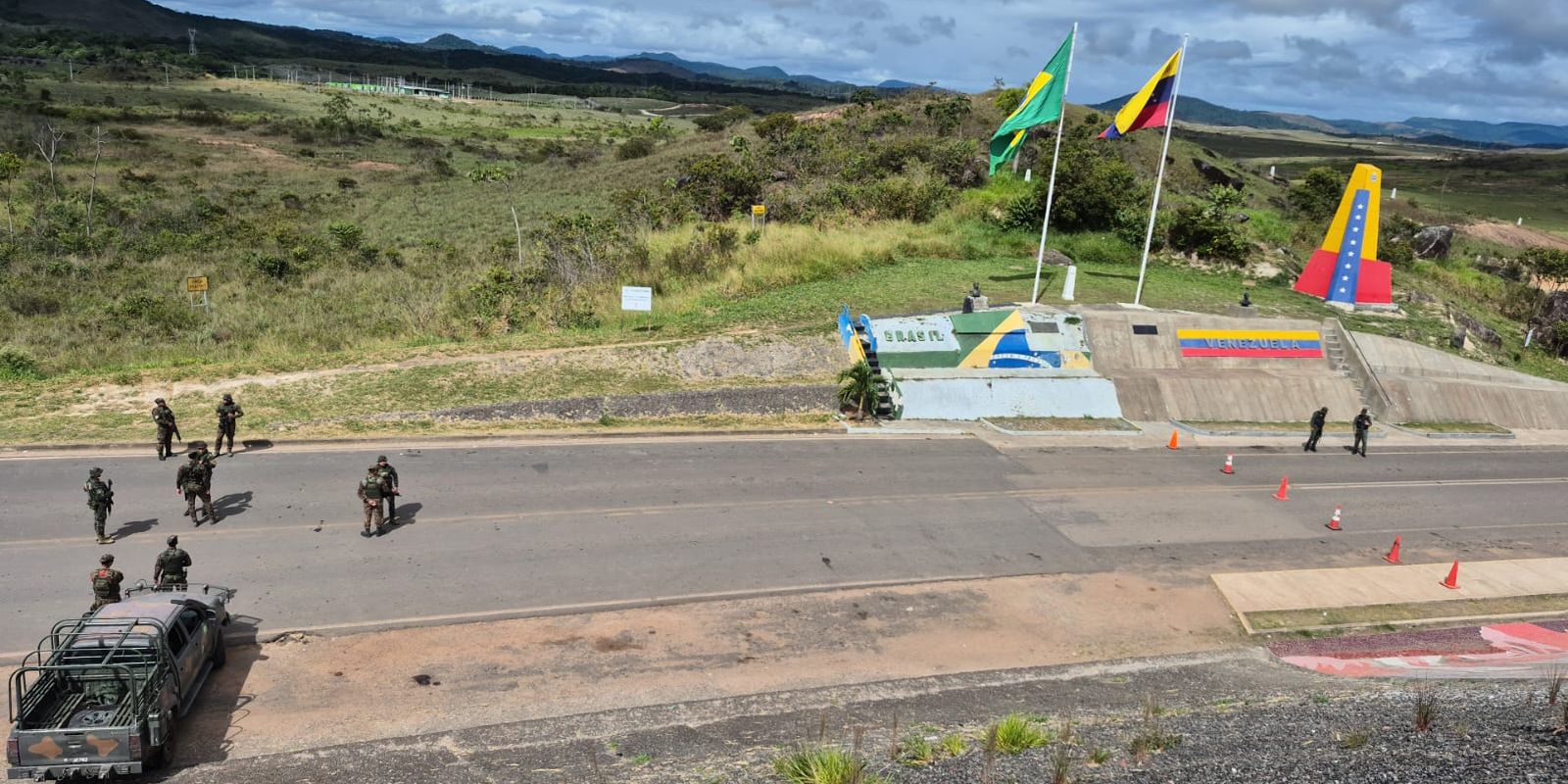 Fronteira do Brasil com Venezuela está aberta, mas segue monitorada