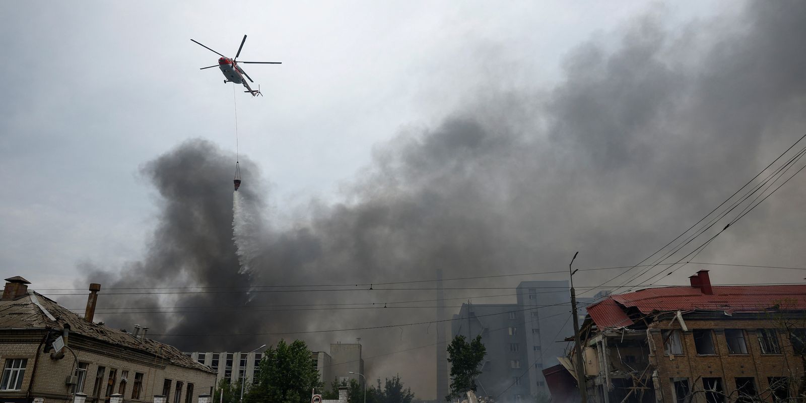 Giro Internacional: Rússia confirma ataque à capital da Ucrânia, Kiev