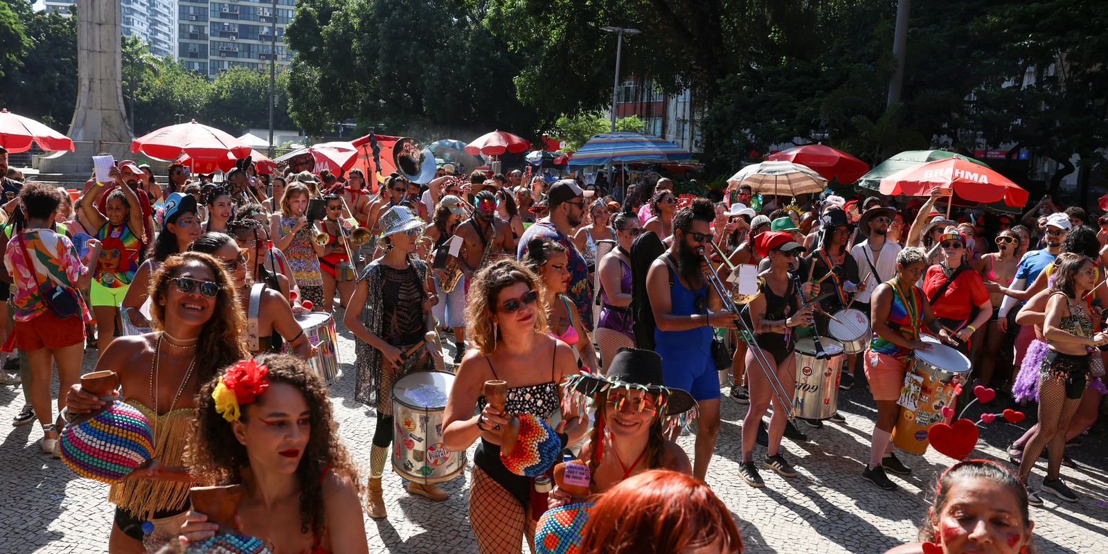 Rio registra cinco atendimentos por hora devido ao calor no carnaval