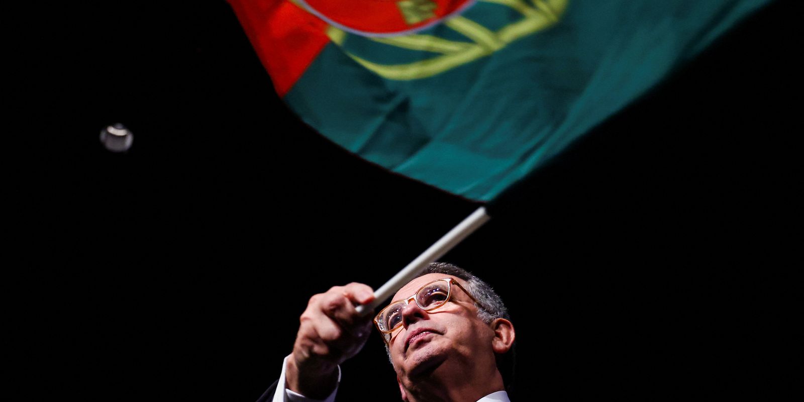 Socialista António Seguro vence eleição para presidente de Portugal