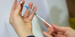 Vírus respiratórios ainda estão em alta no país, alerta Fiocruz