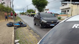 Motociclista morre após ser atingido por dois carros em acidente em Santa Rita