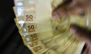 Pagamento de outubro dos servidores estaduais tem início nesta terça-feira